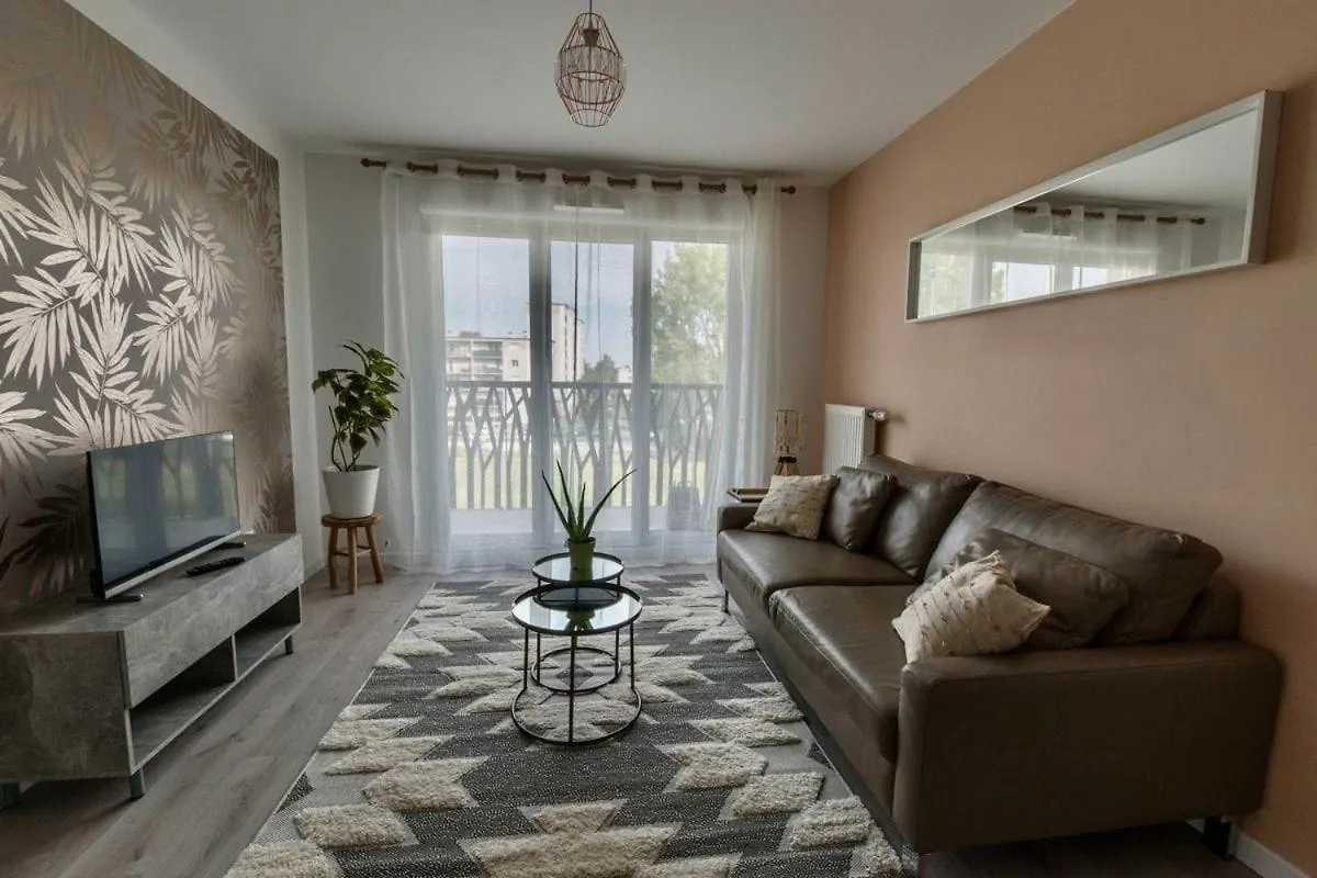 Appartement Passage A 10 Mins De Charles De Gaulle, Proche Parc D\'Exposition location