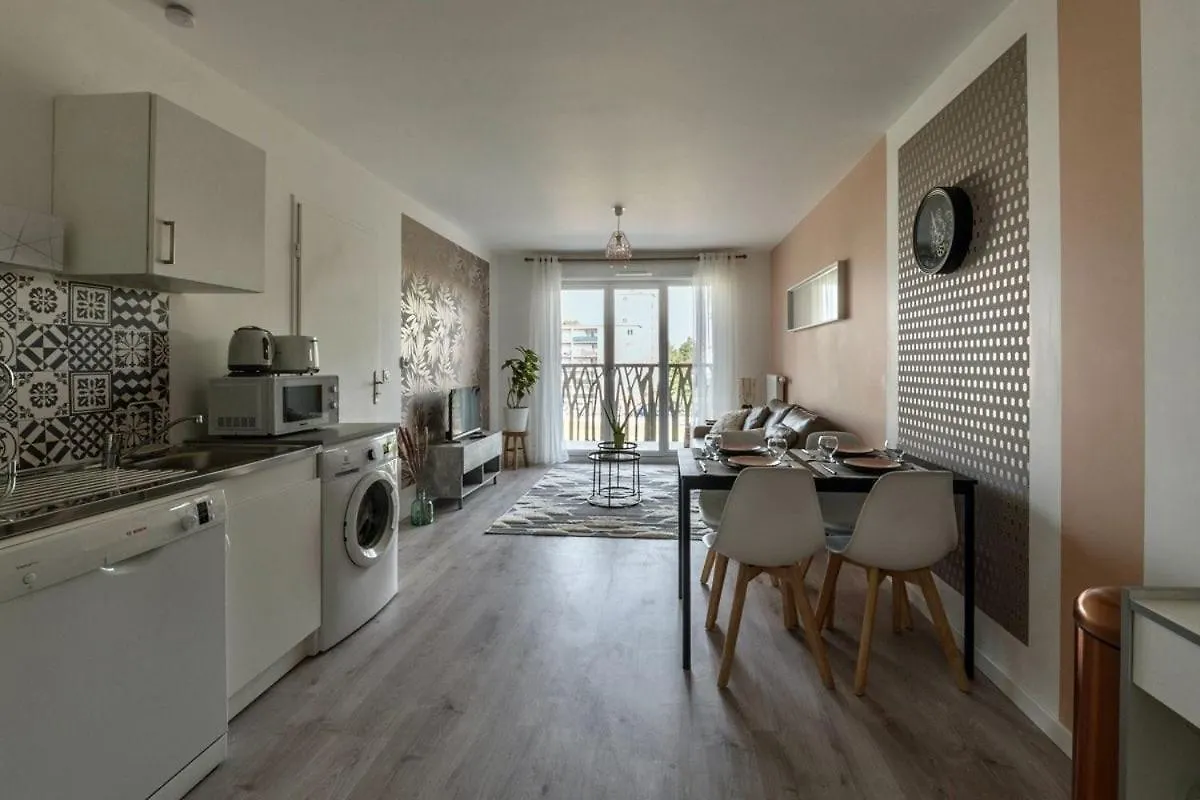 Apartment Appartement Passage A 10 Mins De Charles De Gaulle, Proche Parc D'Exposition Villepinte